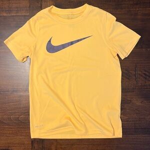 Nike Dri-Fit tshirt, youth small, good condition.